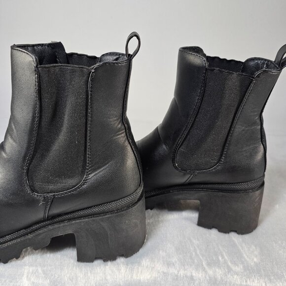 Wild Diva Faux Leather Chunky Lug Sole Block Heel Combat Booties-Black-SZ 7.5 - Picture 3 of 7